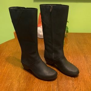Merrell leather boot size 7